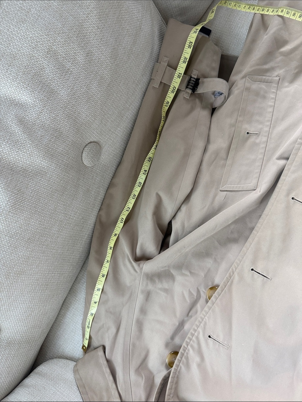 Vintage Burberrys Trench Coat - Picture 9 of 11